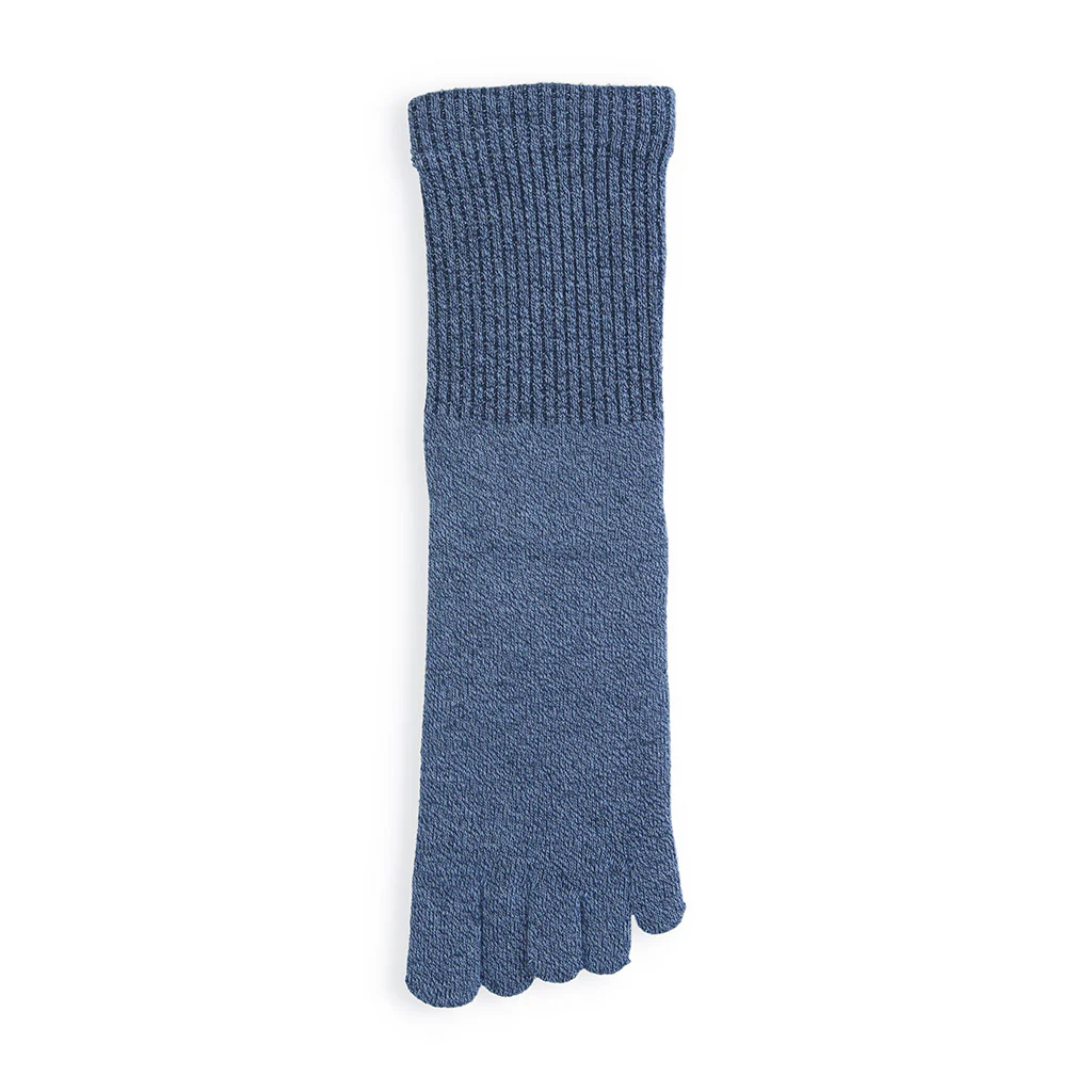 Loose-Fit Cotton Toe  Crew Socks - Image 12
