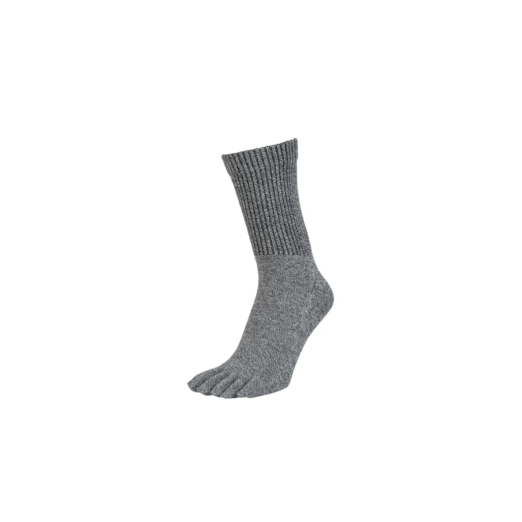 Loose-Fit Cotton Toe  Crew Socks - Image 9
