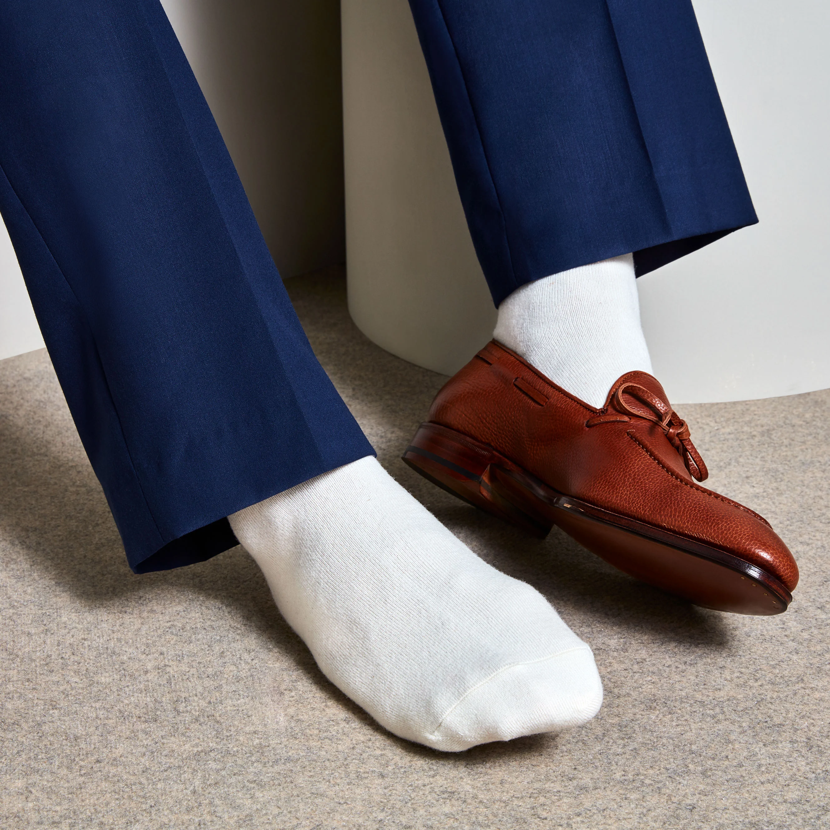 Extra Fine Merino Crew Socks - Image 10