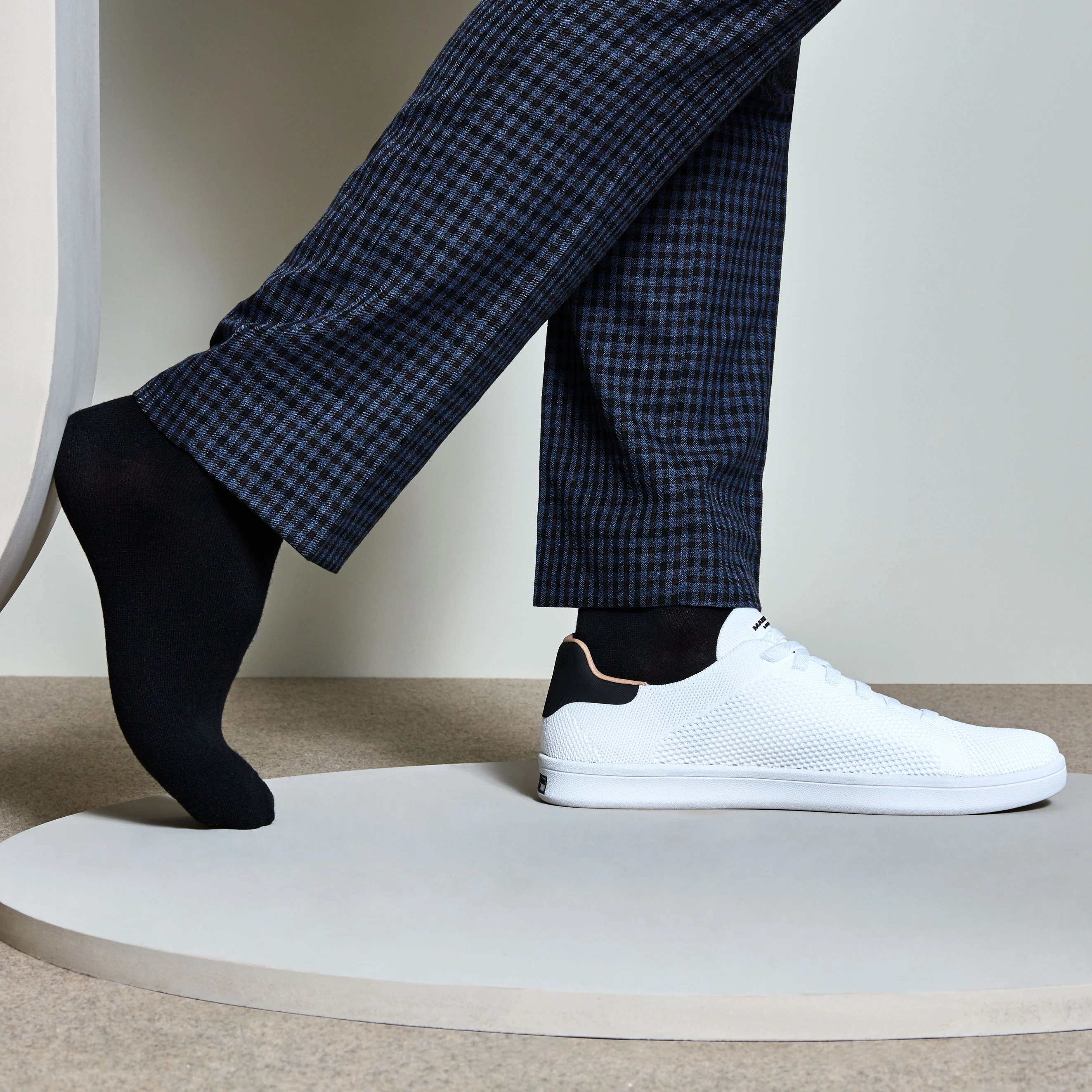 Extra Fine Merino Crew Socks - Image 13
