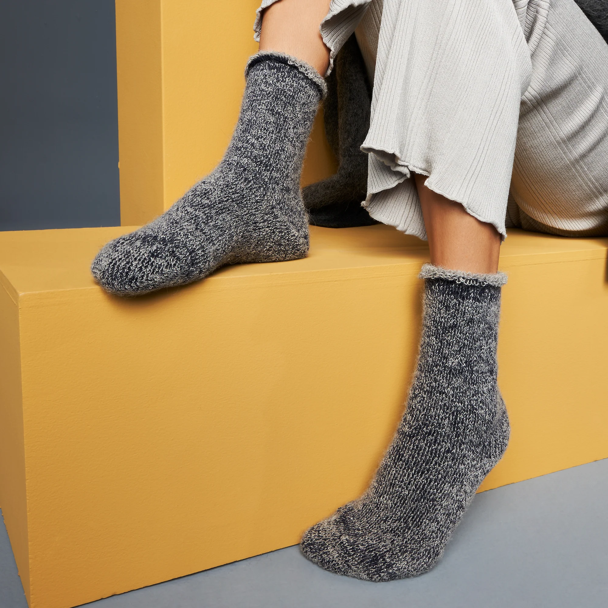 Extremely Warm Alpaca-Merino Wool Lounge Socks - Image 3