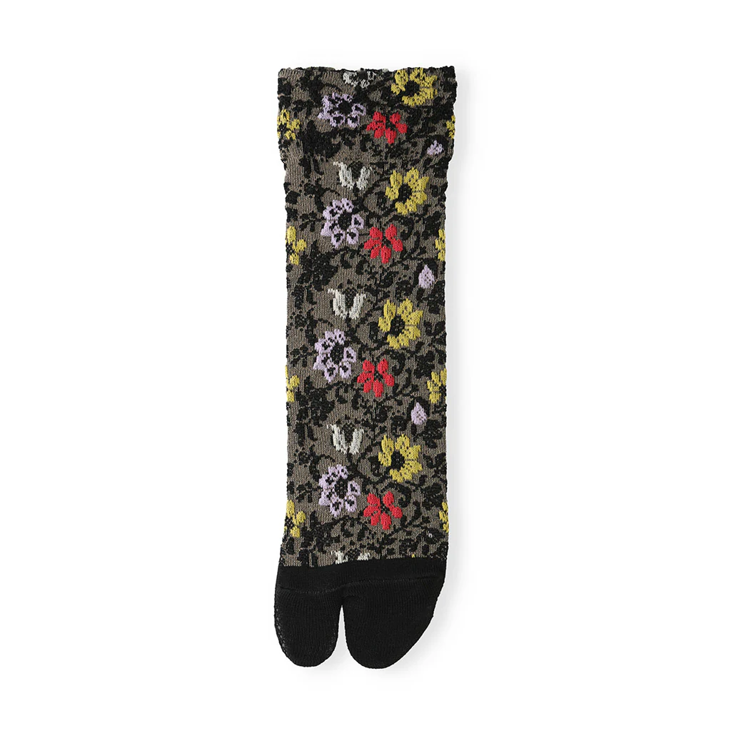Float Flower Cotton Tabi Crew Socks - Image 10