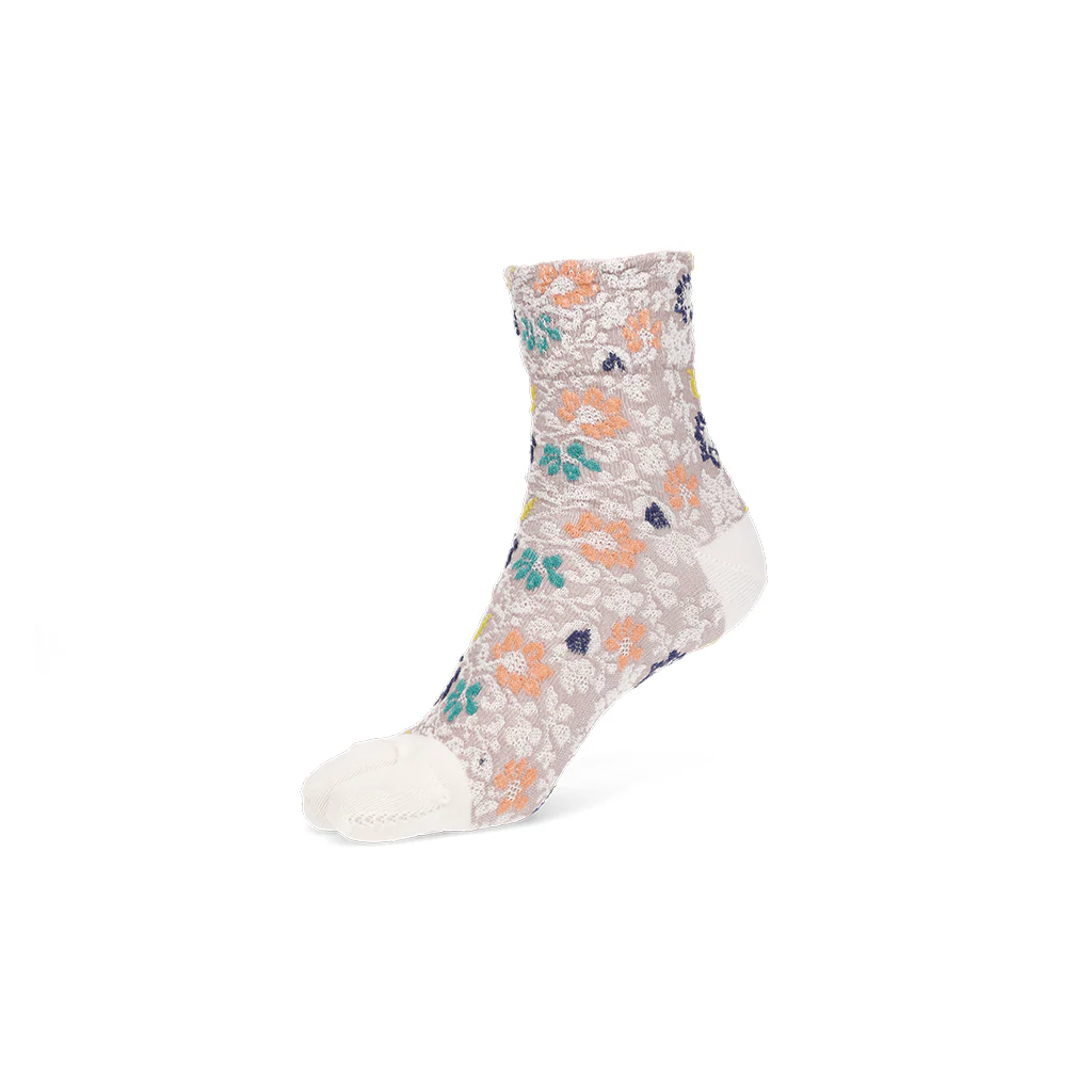 Float Flower Cotton Tabi Crew Socks - Image 6