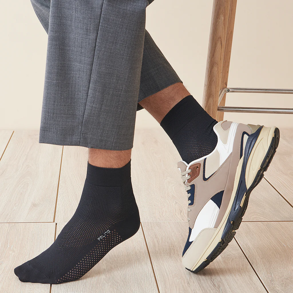 Full-Mesh Quarter Socks - Image 5