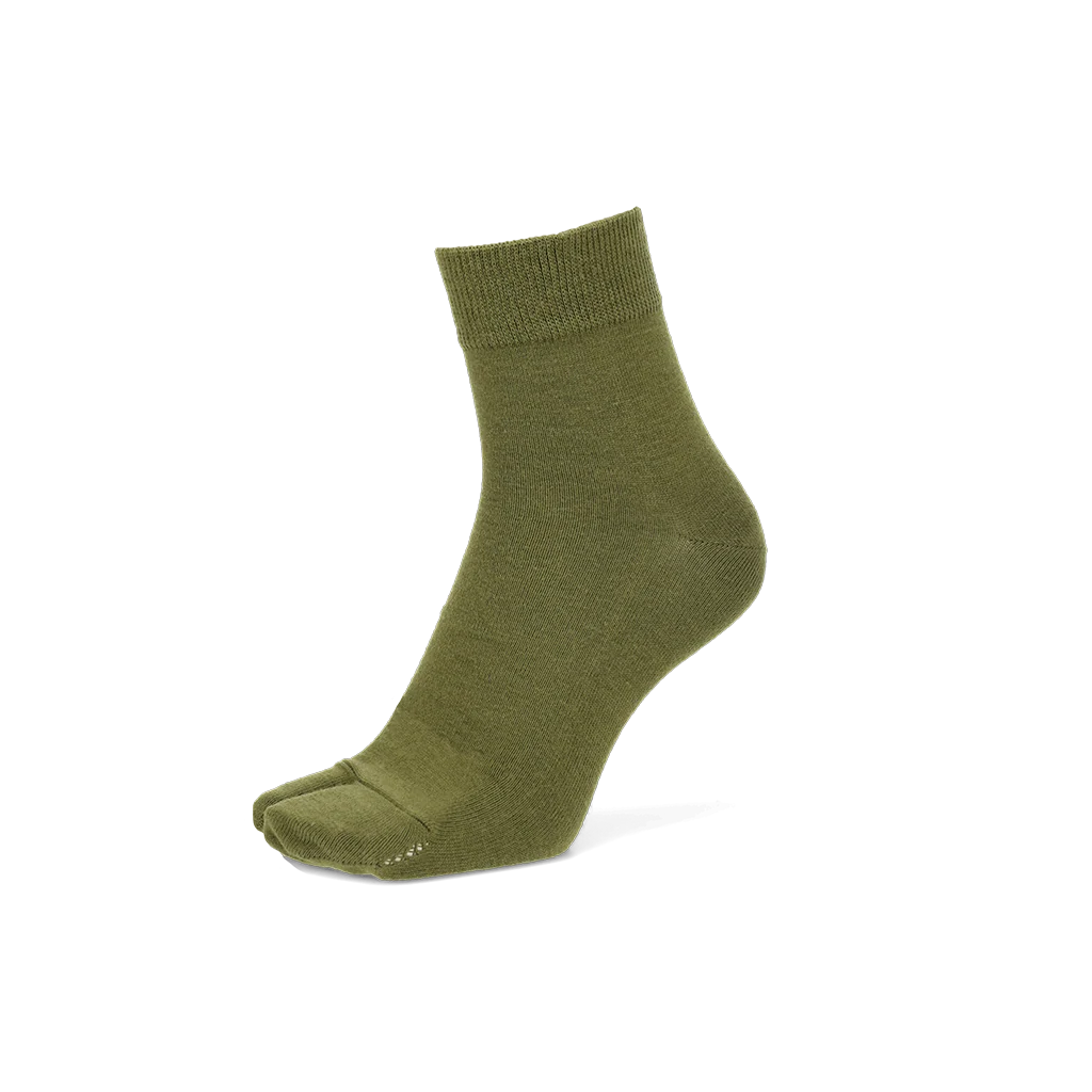 Heathered Merino Tabi Quarter Socks - Image 11