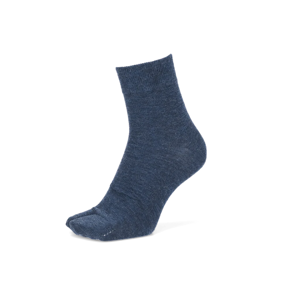 Heathered Merino Tabi Quarter Socks - Image 13