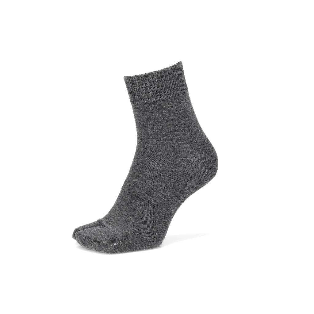 Heathered Merino Tabi Quarter Socks - Image 5