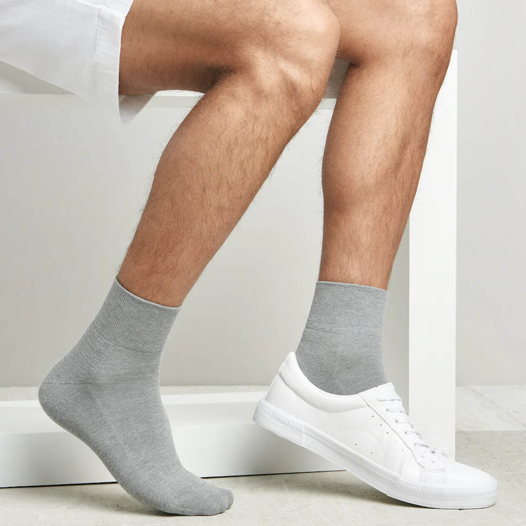 High-Standard Cotton Pile  Quarter Socks - Image 3