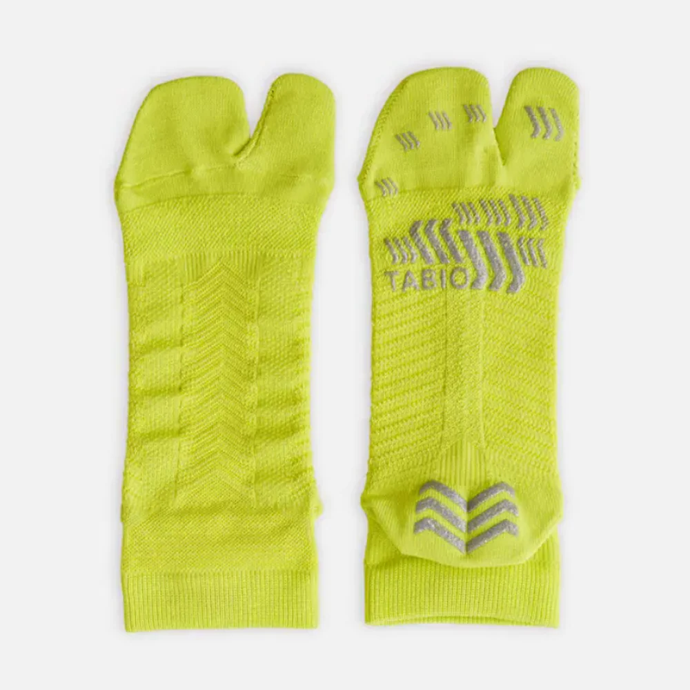 Signature Run Tabi Socks - Image 11