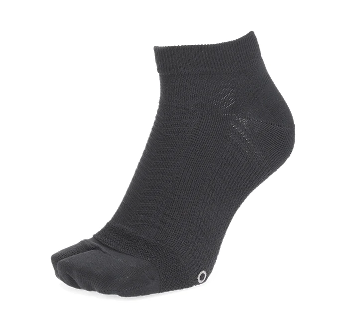 Signature Run Tabi Socks - Image 7