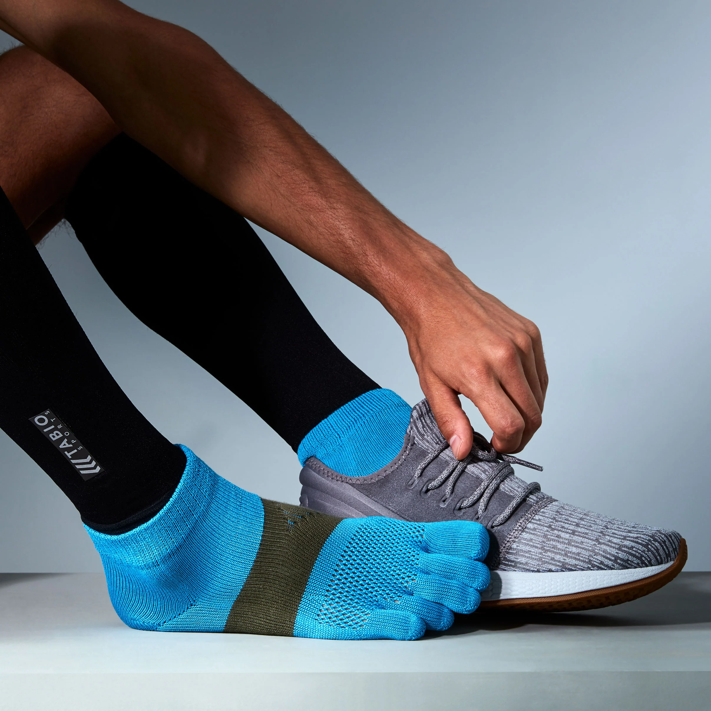 Signature Run Toe  Socks - Image 4