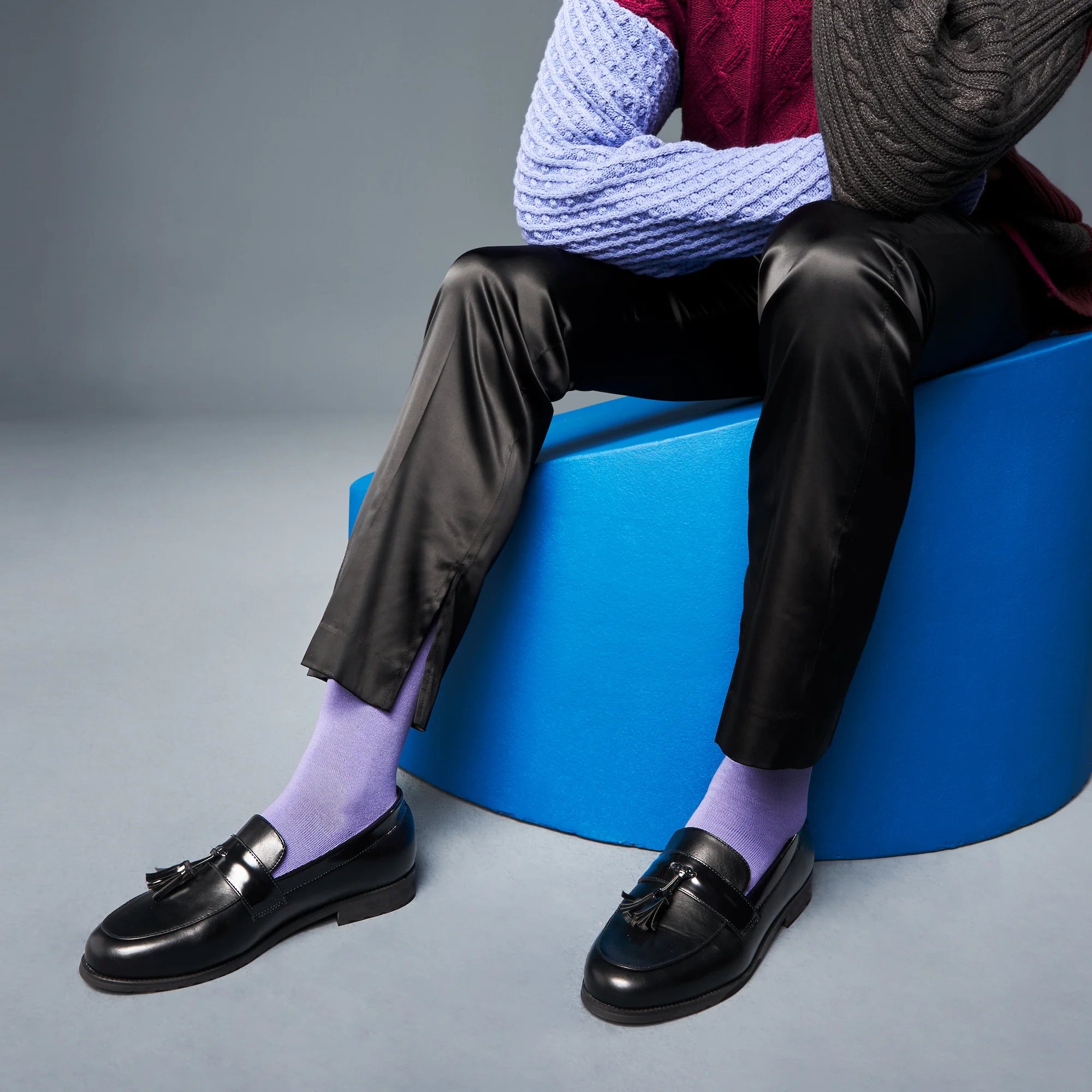 Solid Color Cotton Crew Socks - Image 2