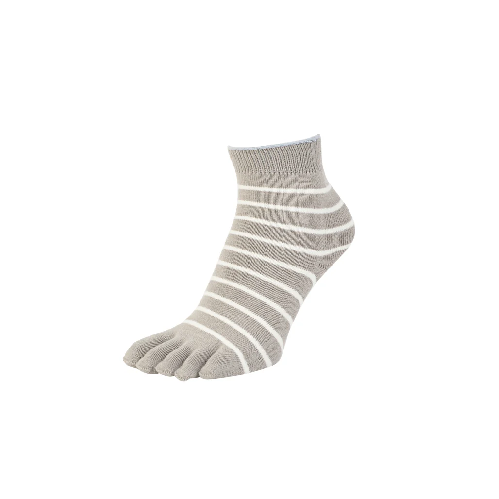 Striped Cotton Toe Quarter Socks - Image 4