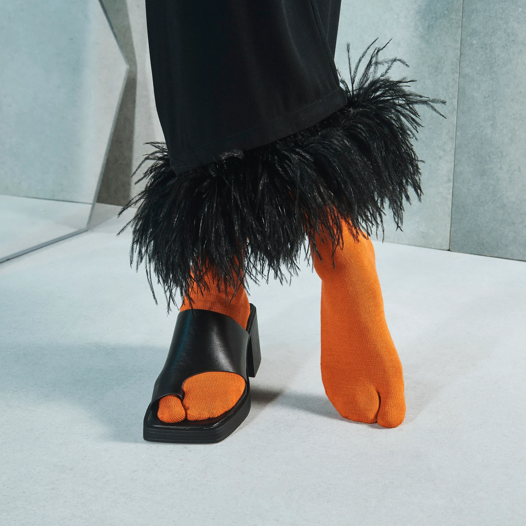 Super Extra Fine Merino Wool Tabi  Crew Socks - Image 3