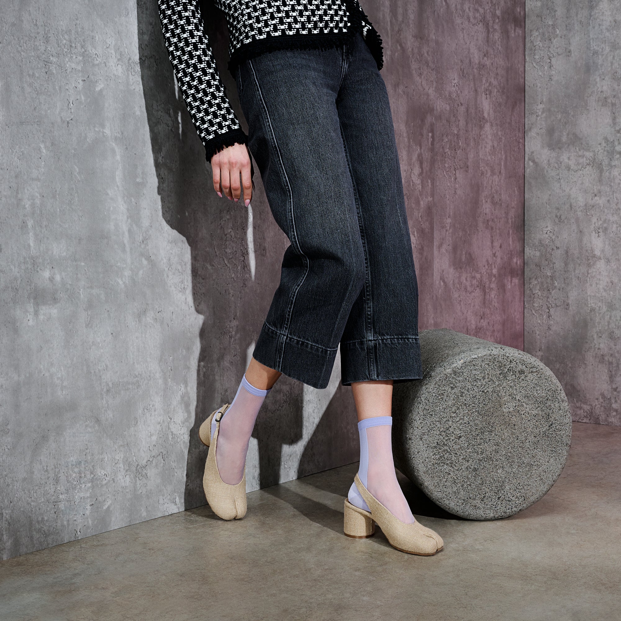 Two-Tone Tabi Crew Socks - Image 4