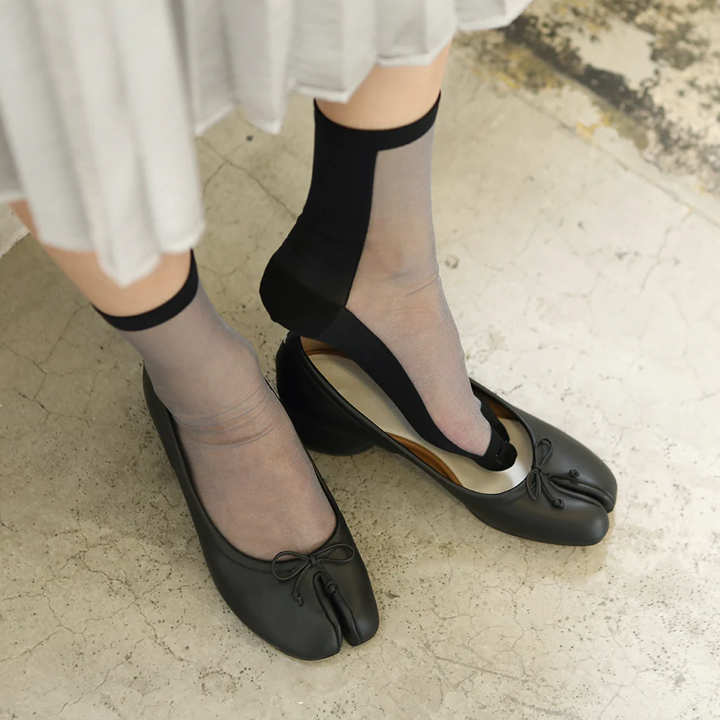 Two-Tone Tabi Crew Socks - Image 5
