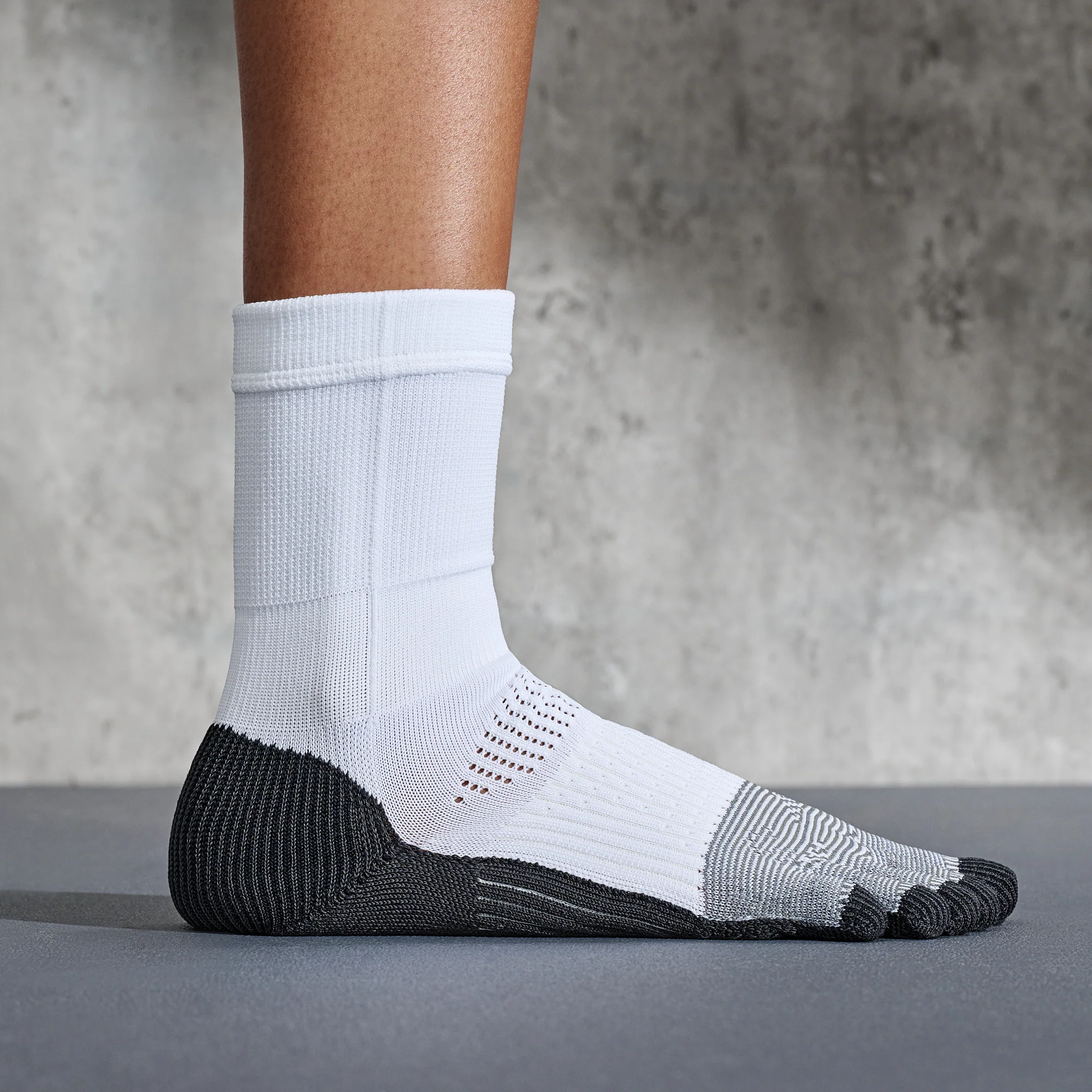 Soccer/Football Toe  Crew Socks - Image 4