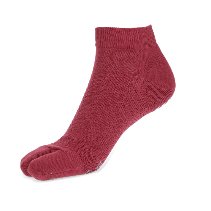 Signature Run Tabi Socks - Image 12