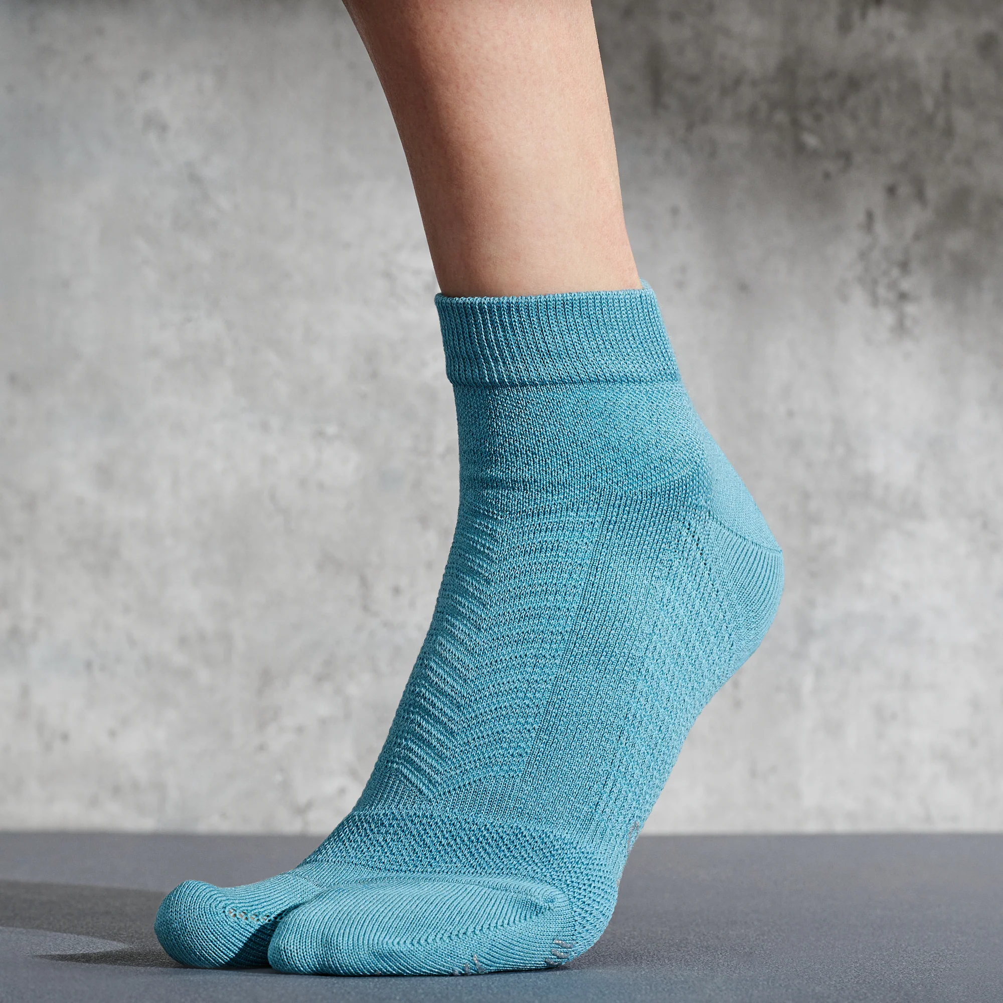 Signature Run Tabi Socks - Image 3