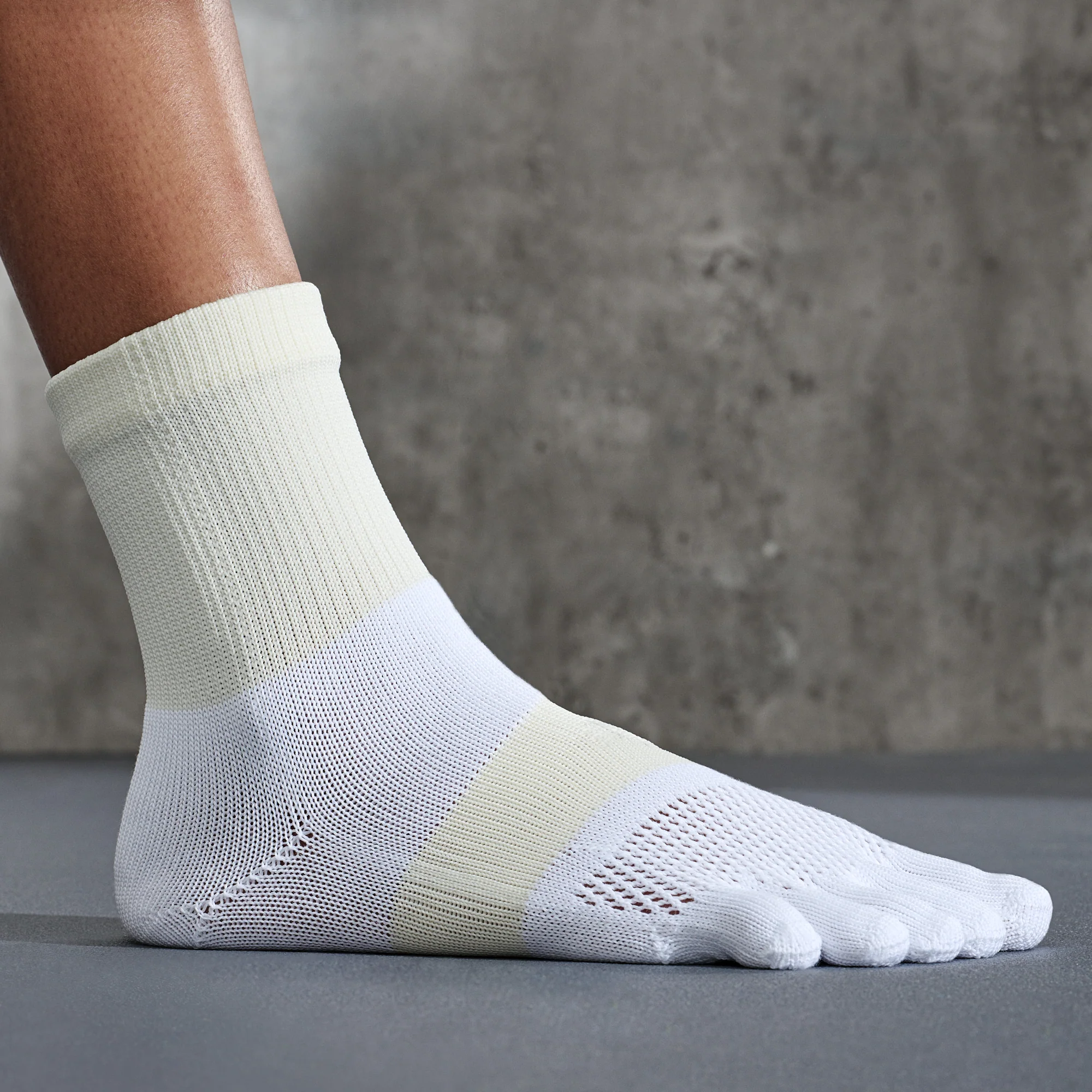 Signature Run Toe Crew Socks - Image 8