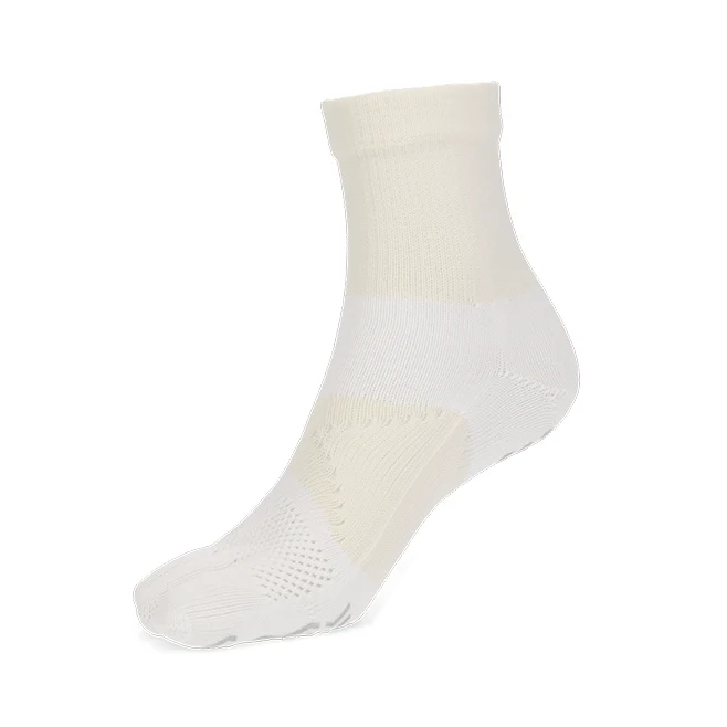 Signature Run Toe Crew Socks - Image 9