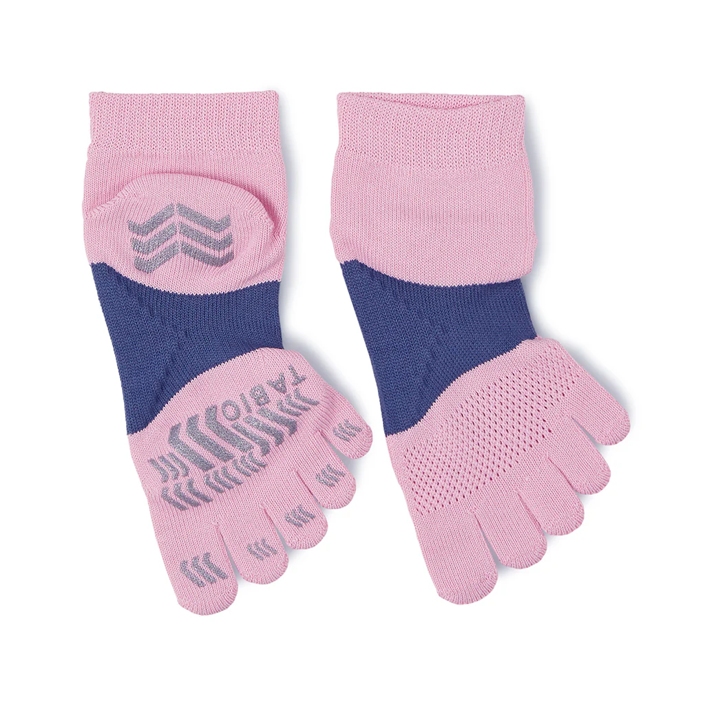 Signature Run Toe  Socks - Image 19
