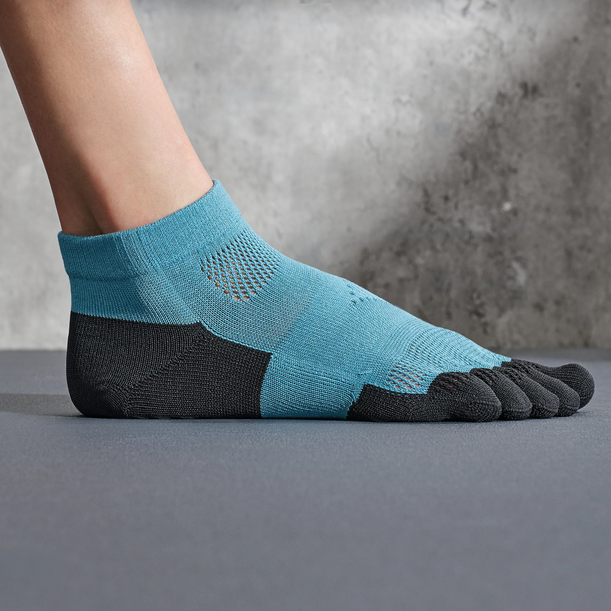 Ultra-Light Compression  Toe Socks - Image 4